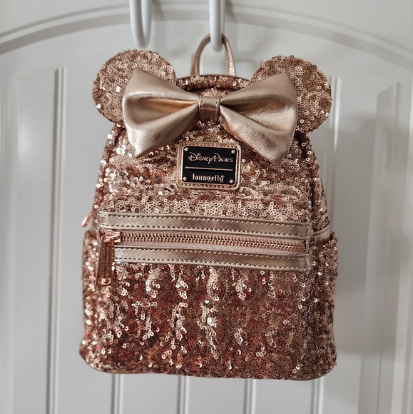 Loungefly rose gold sequin - Picture 2 of 6